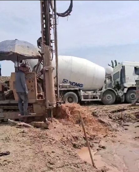 黄陂区岩石井施工